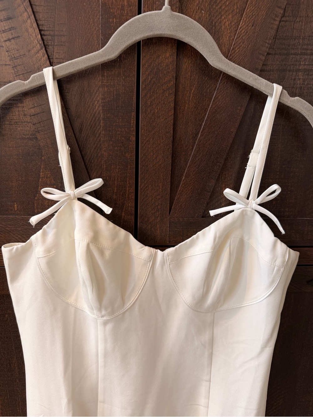 NWT Astr the Label White Bow-Strap Mini Dress with Front Slit, size medium - Picture 4 of 6